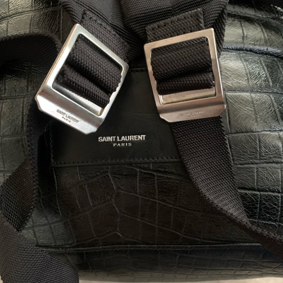 CITY BACKPACK IN CROCODILE-EMBOSSED LEATHER black - Picture 4 of 12